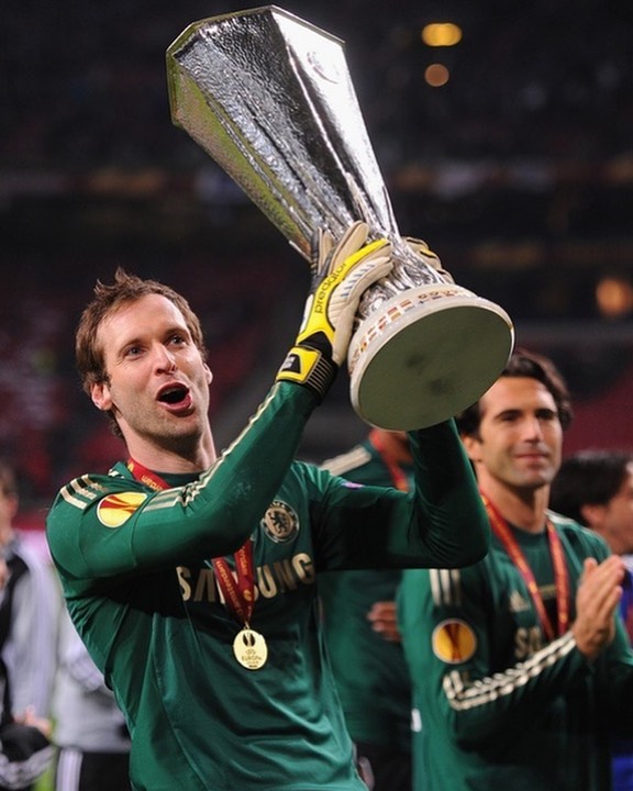 新疆广汇训练开放日；冲刺阶段刷新队史纪录引欢呼；欧联在即；赛季目标并未改变的简单介绍-九游官方网站